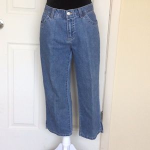 Cherokee Cropped Jeans